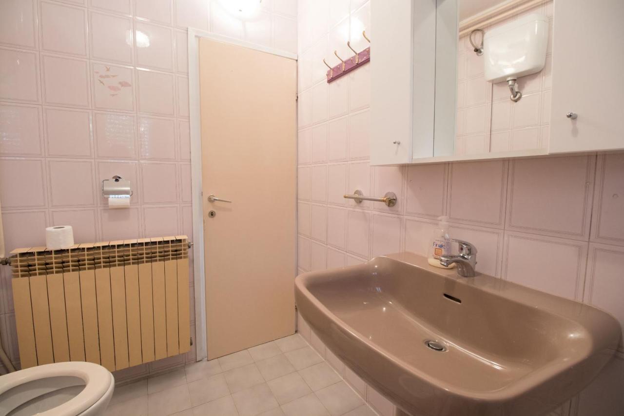 Apartment Kralj Selce Buitenkant foto